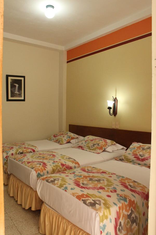 Hotel Valdivia Plaza Хардин Экстерьер фото